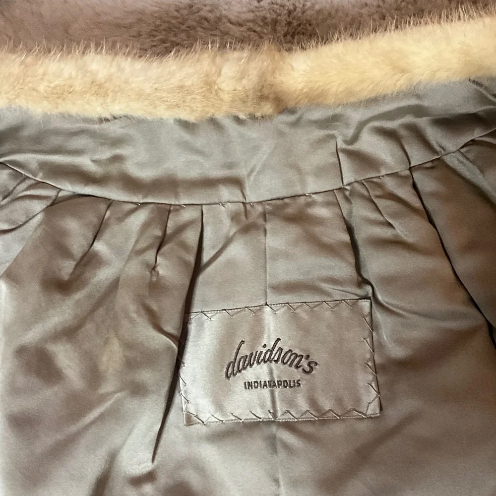 ** Beautiful Vintage Mink Wrap ** - Picture 7 of 9